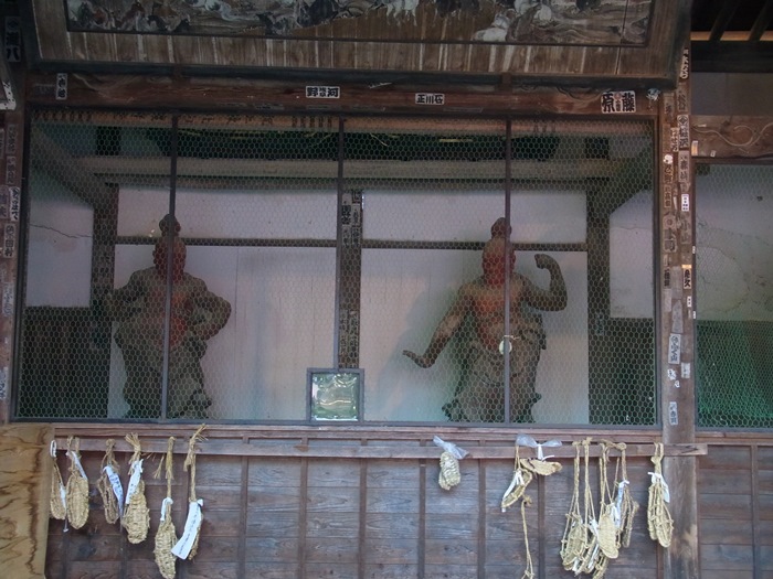 北向観音の境内にある額堂