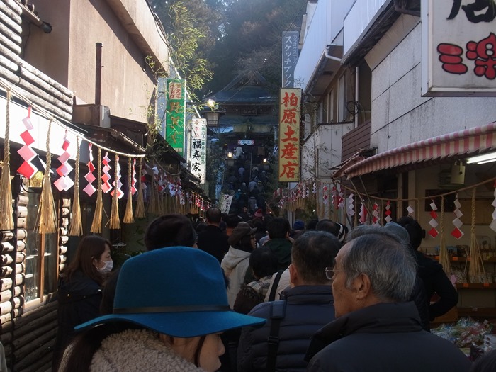 参道にあるお店