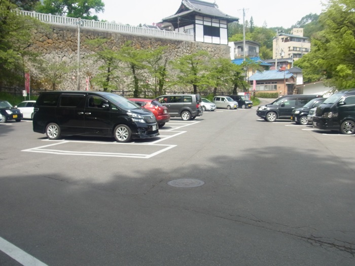 かなり広い駐車場です